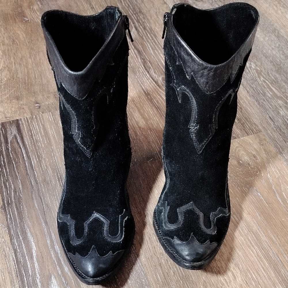 Reba Black Ankle Booties Western Style - Picture 7 of 8
